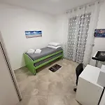 Lägenhet Apt-large Private Terrace - Sleeps 6 - Close To Bari Airport - Spacious And Relaxing-ddn House