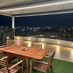 Διαμέρισμα Apt-large Private Terrace - Sleeps 6 - Close To Bari Airport - Spacious And Relaxing-ddn House