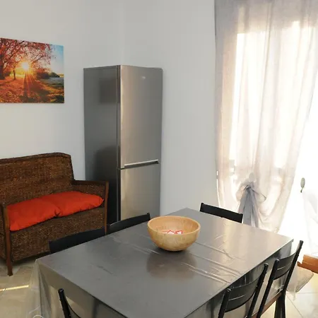 Ddn House *