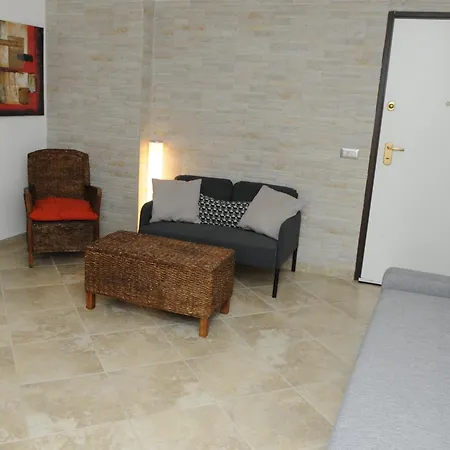 Ddn House * Macchie (Bari)