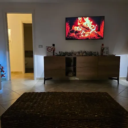 Apartman Ddn House Bari - Near Airport With Big Terrace Sleeps 6