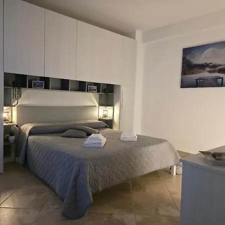 Apt-large Private Terrace - Sleeps 6 - Close To Bari Airport - Spacious&relaxing-ddn House Apartamento Macchie (Bari)